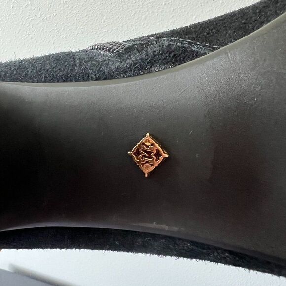 Nanette Lepore "Beverly" Black Suede Boots Floral Embroidery Size 8 - Picture 9 of 9